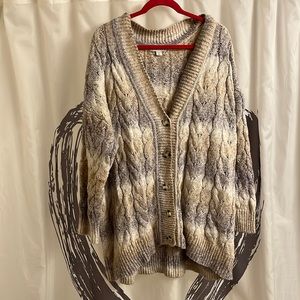 Women’s plus size cardigan by Ava & Viv EUC
